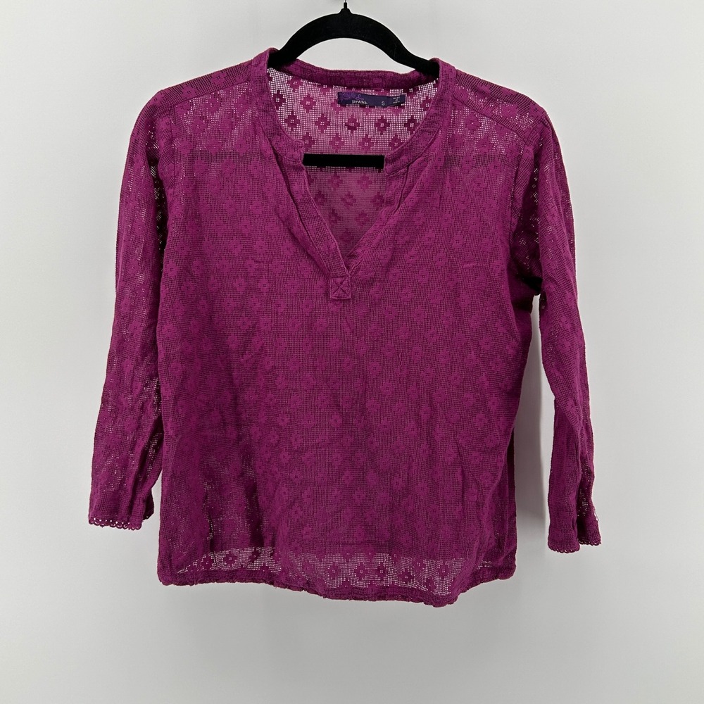 Prana Magenta Purple Crochet Knit Sheer Mesh Top Small Boho Layering Lightweight